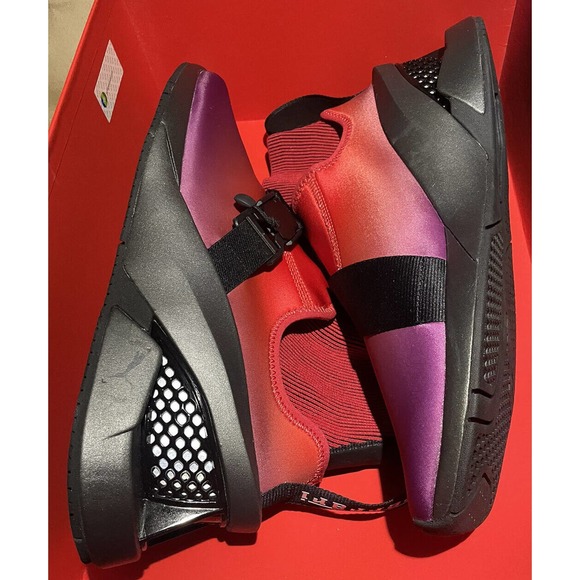PUMA x Ferrari ION F Pool Shoes Red Black Sunset 307182-01 Mens Size 12 main image 12
